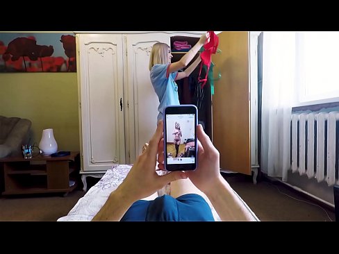 ❤️ Njerka e bëri vëllain e saj të mbaronte pak para se nëna të vinte në shtëpi ❌ Video porno në sq.tvmarket.top ❌